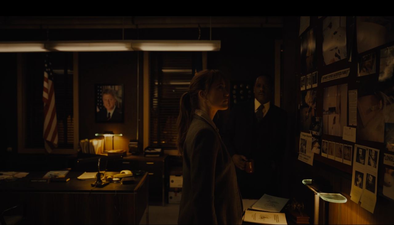 Кадр из материала к обзору «Longlegs»