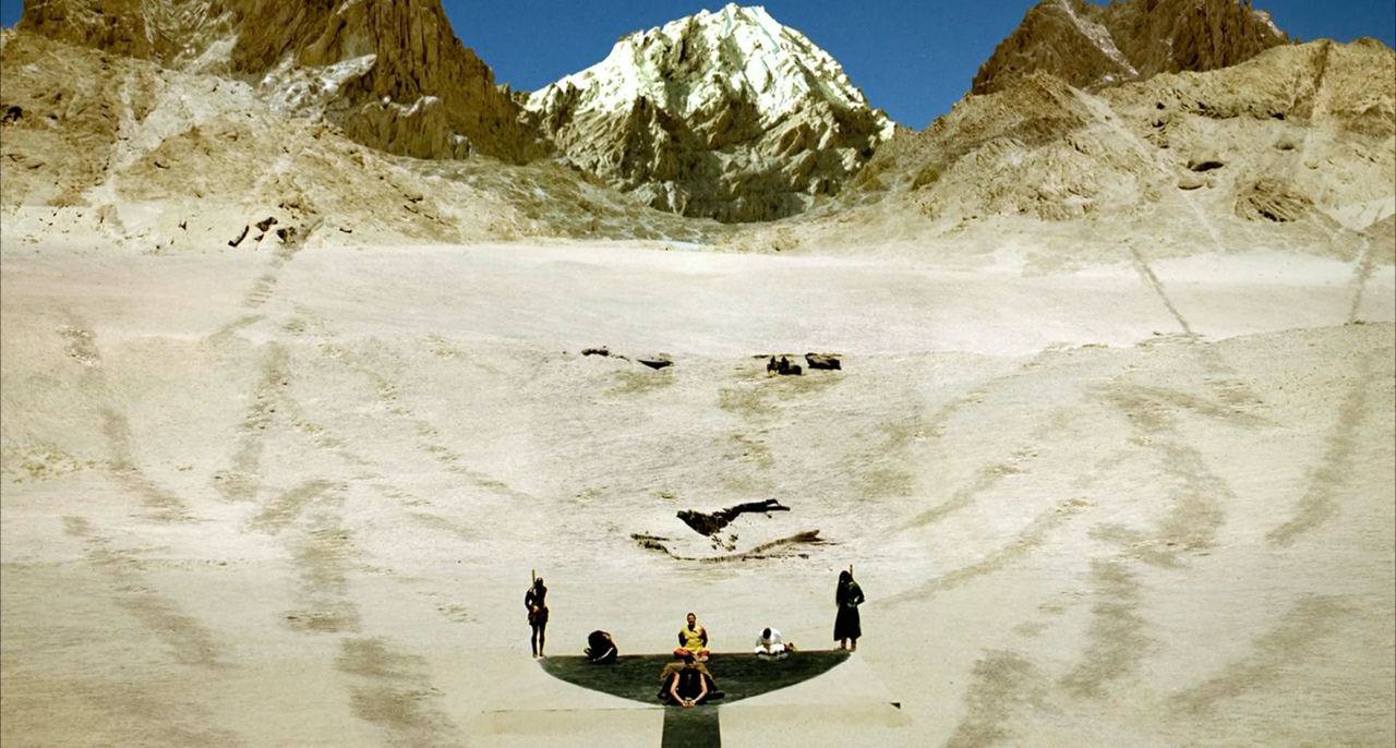 Кадр из материала к обзору «Запределье»