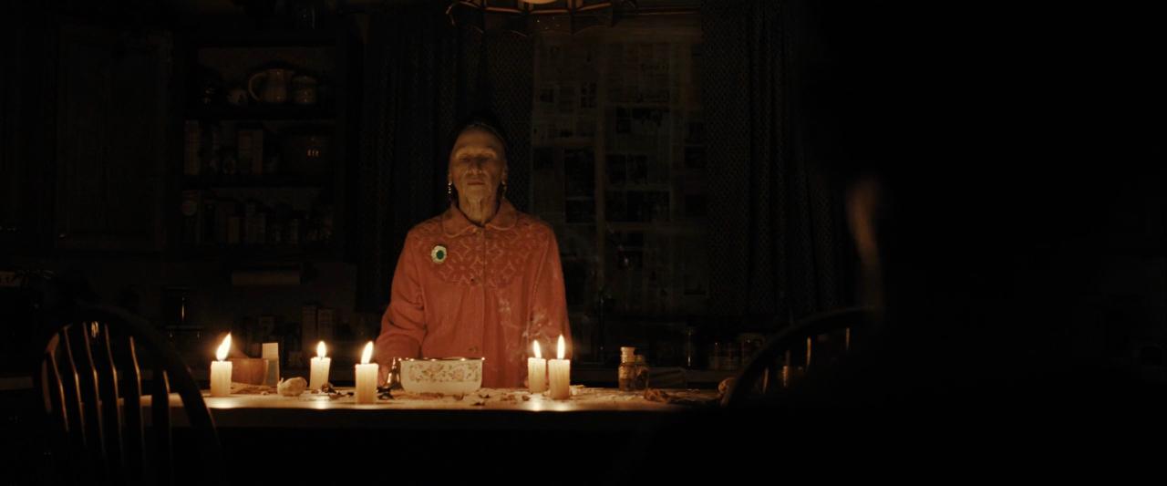 Кадр из материала к обзору «Орудия»